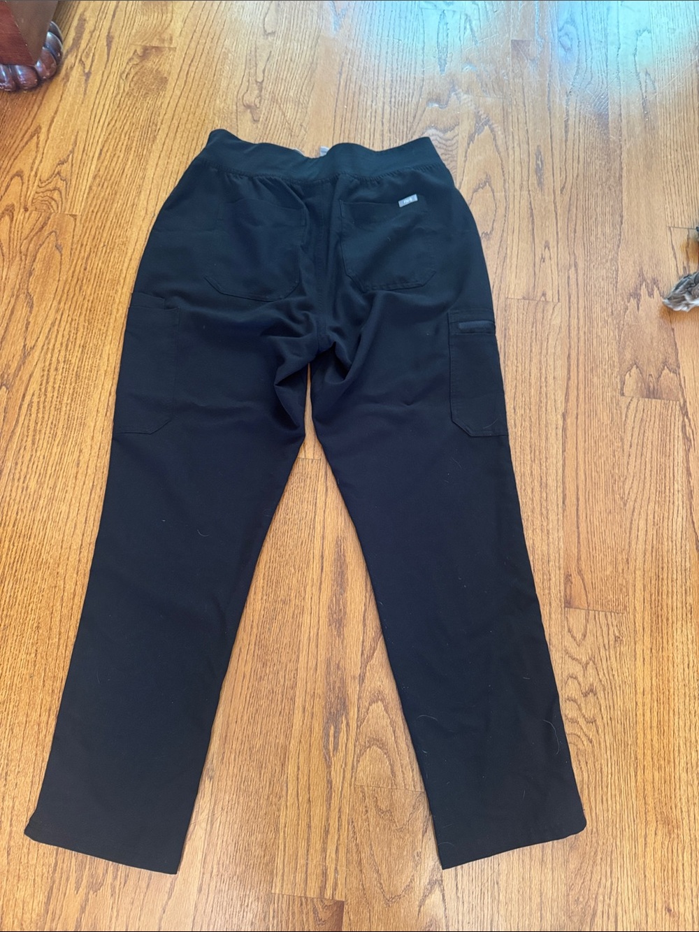 FIGS Black Women's Drawstring Utility Joggers - Picture 3 of 3